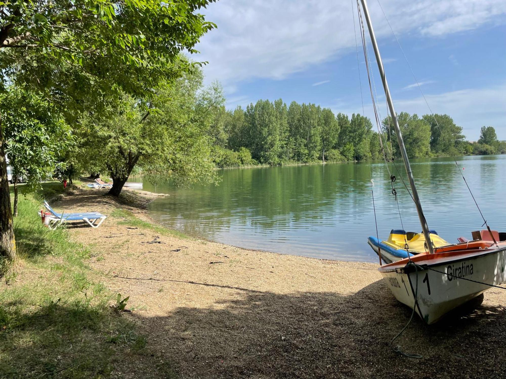 Camping Oaza Bela Crkva  Buitenkant foto