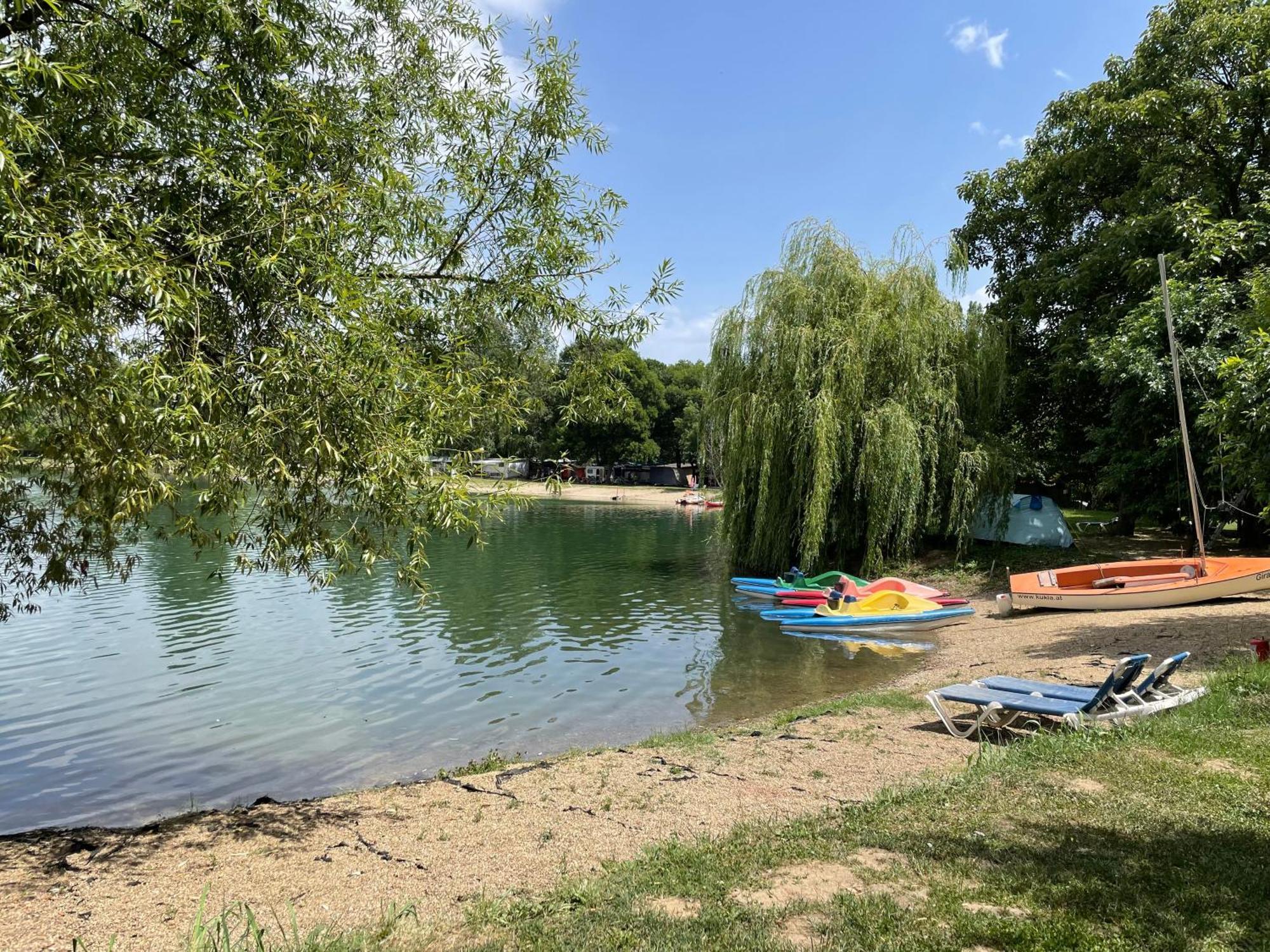 Camping Oaza Bela Crkva  Buitenkant foto